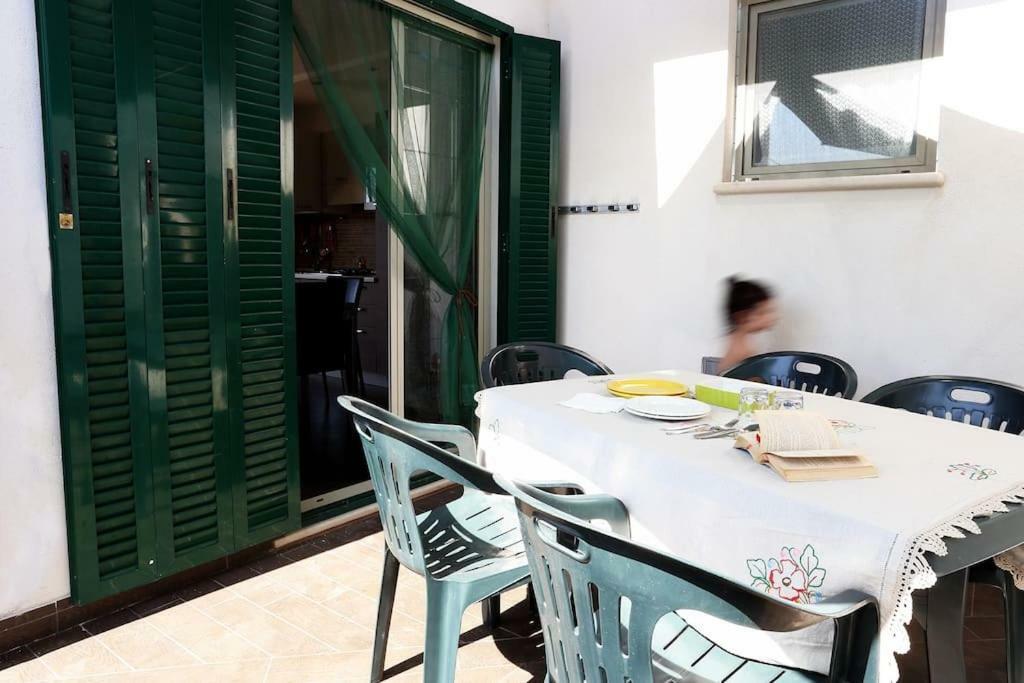 Villa 8 Via V. Monti Loiri Porto San Paolo Exterior foto