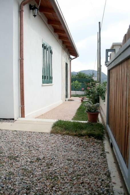 Villa 8 Via V. Monti Loiri Porto San Paolo Exterior foto